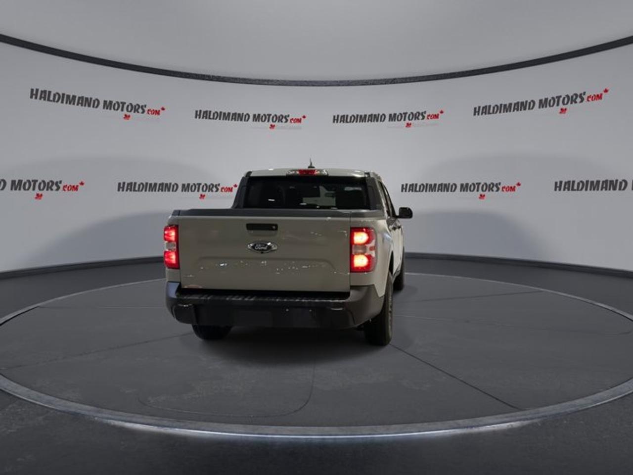 2023 Ford Maverick XLT Photo