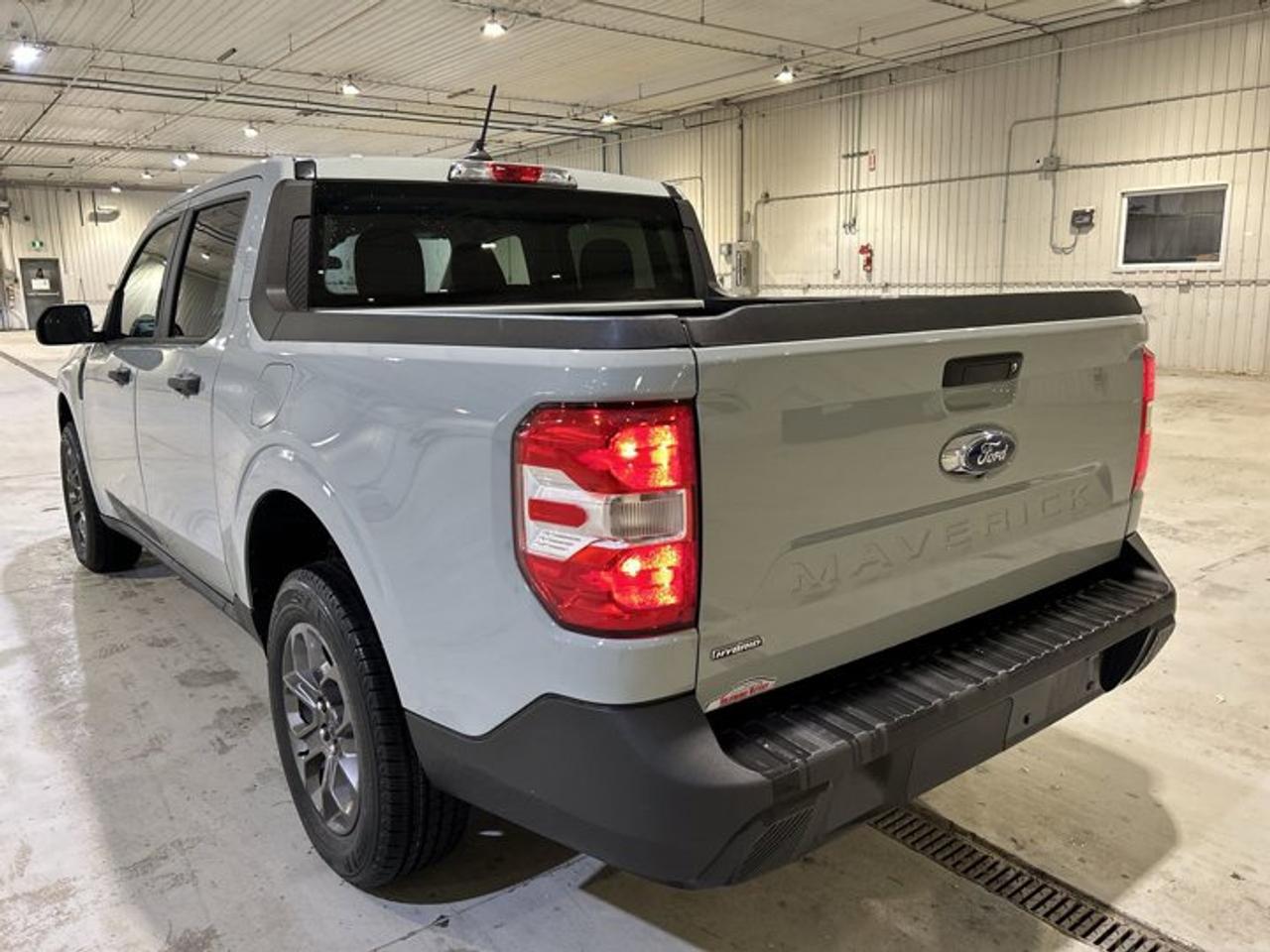 2023 Ford Maverick XLT Photo