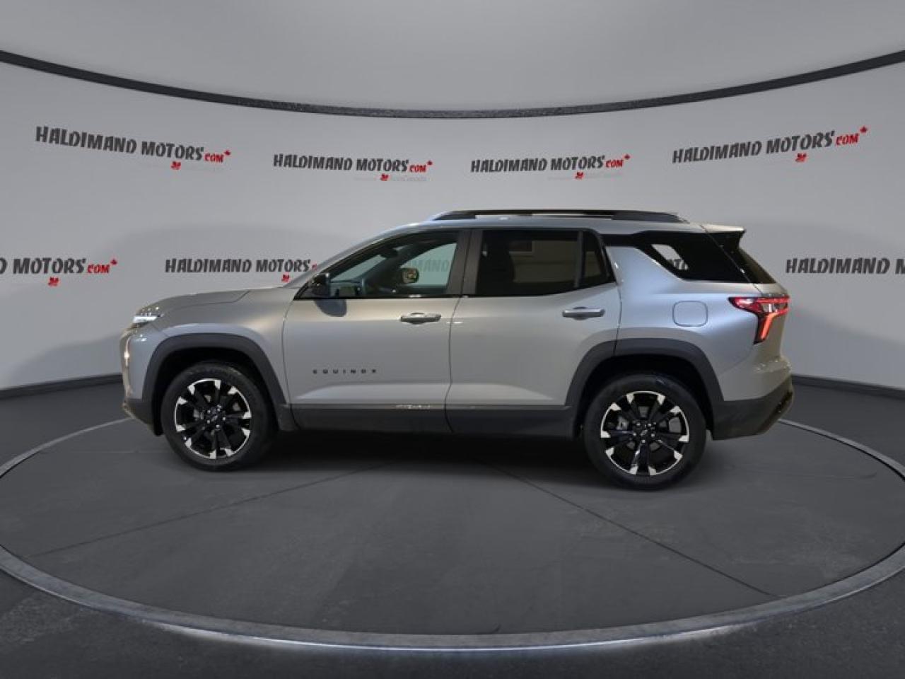 2025 Chevrolet Equinox RS AWD Photo