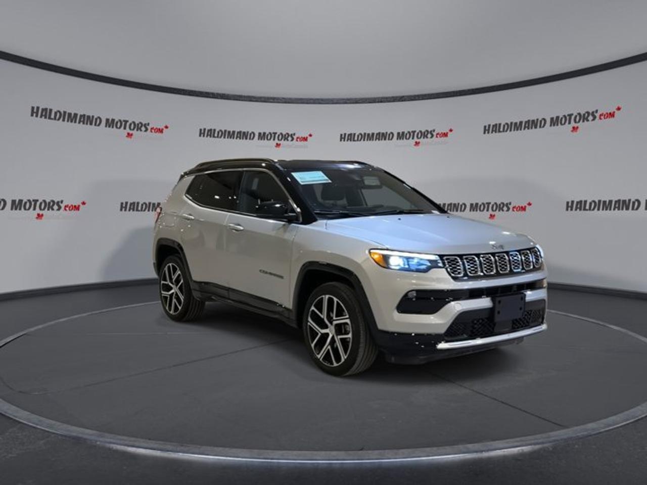 2024 Jeep Compass Limited 4x4 | Leather Seats Photo