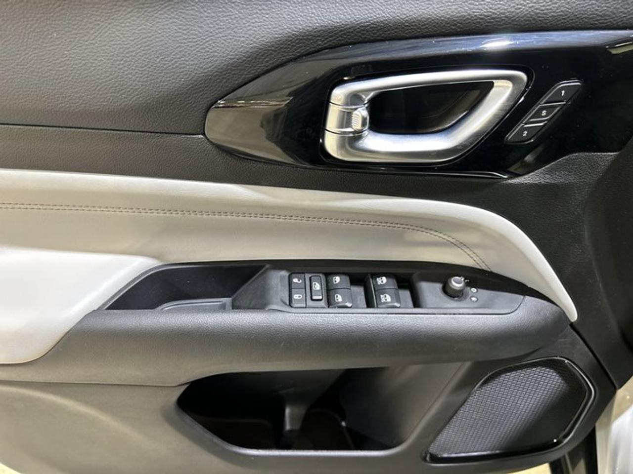 2024 Jeep Compass Limited 4x4 | Leather Seats Photo