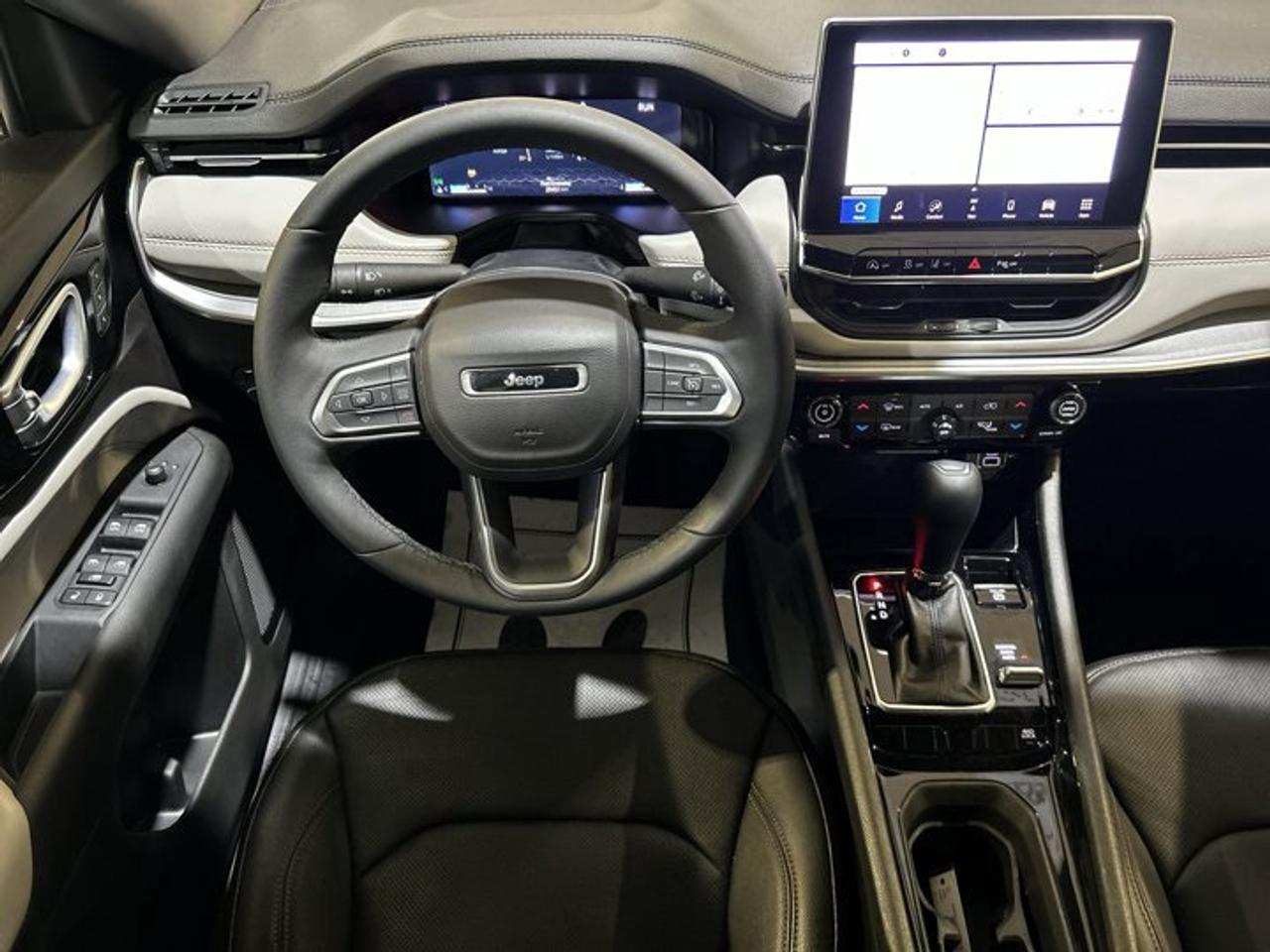 2024 Jeep Compass Limited 4x4 | Leather Seats Photo