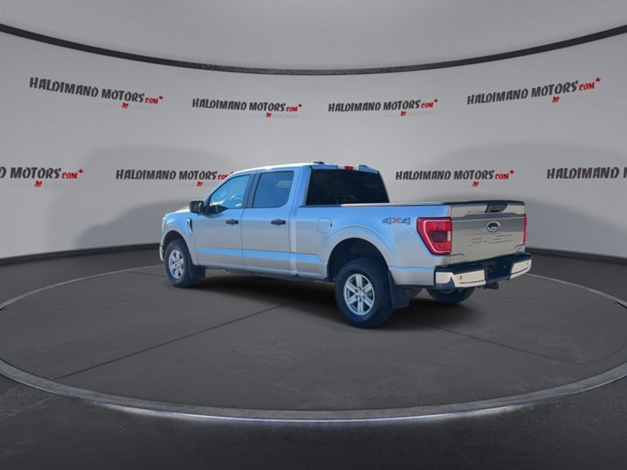 2022 Ford F-150 XLT SuperCrew 6.5' Box 4wd Photo