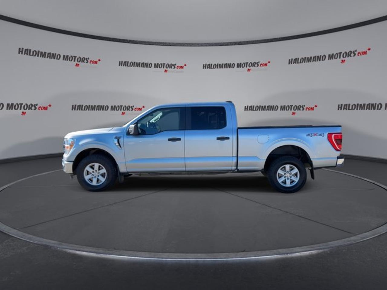 2022 Ford F-150 XLT SuperCrew 6.5' Box 4wd Photo