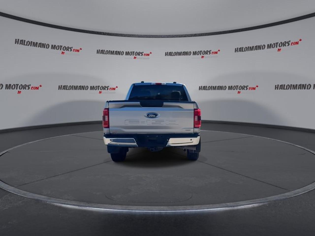 2022 Ford F-150 XLT SuperCrew 6.5' Box 4wd Photo
