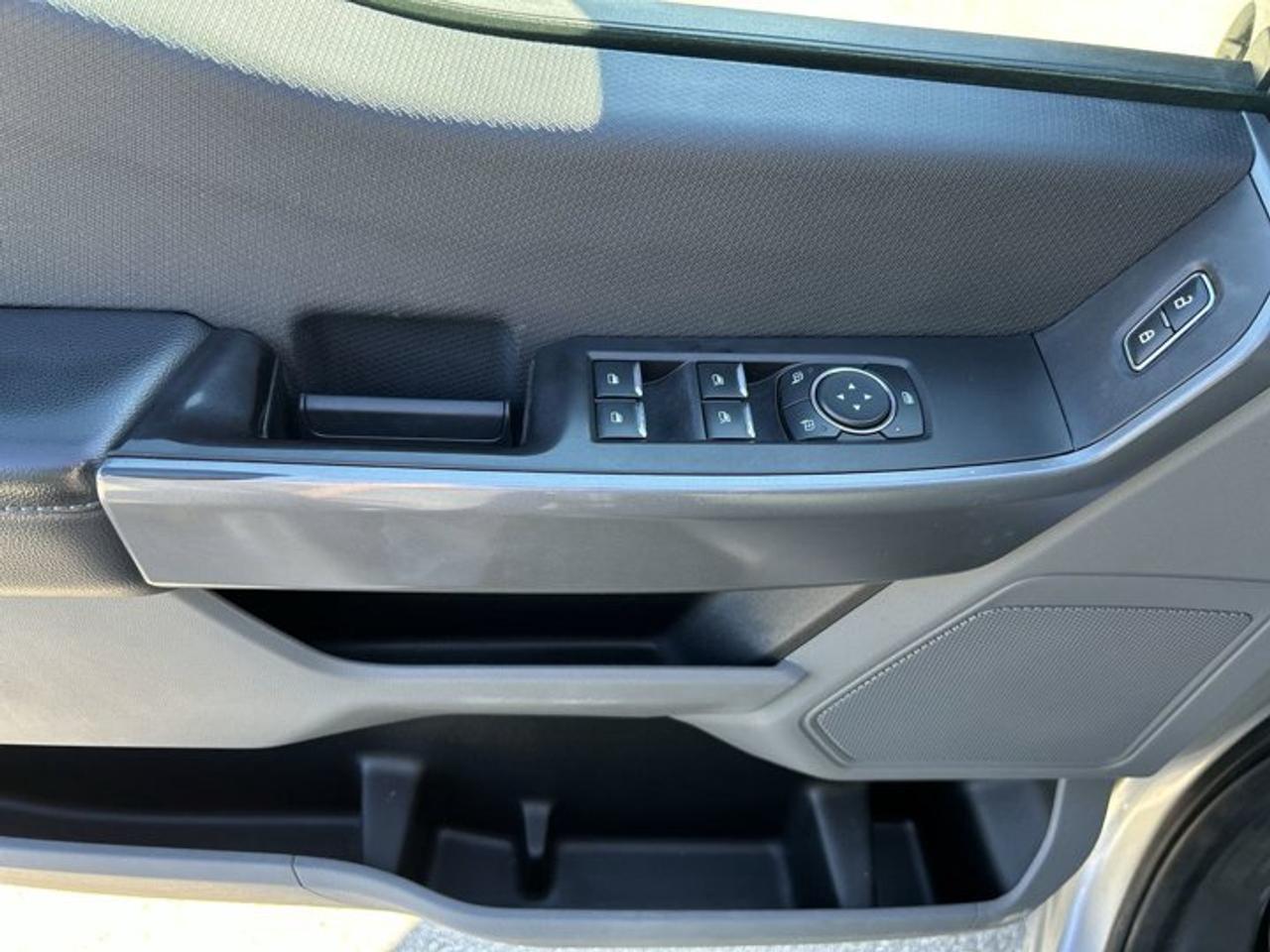 2022 Ford F-150 XLT SuperCrew 6.5' Box 4wd Photo