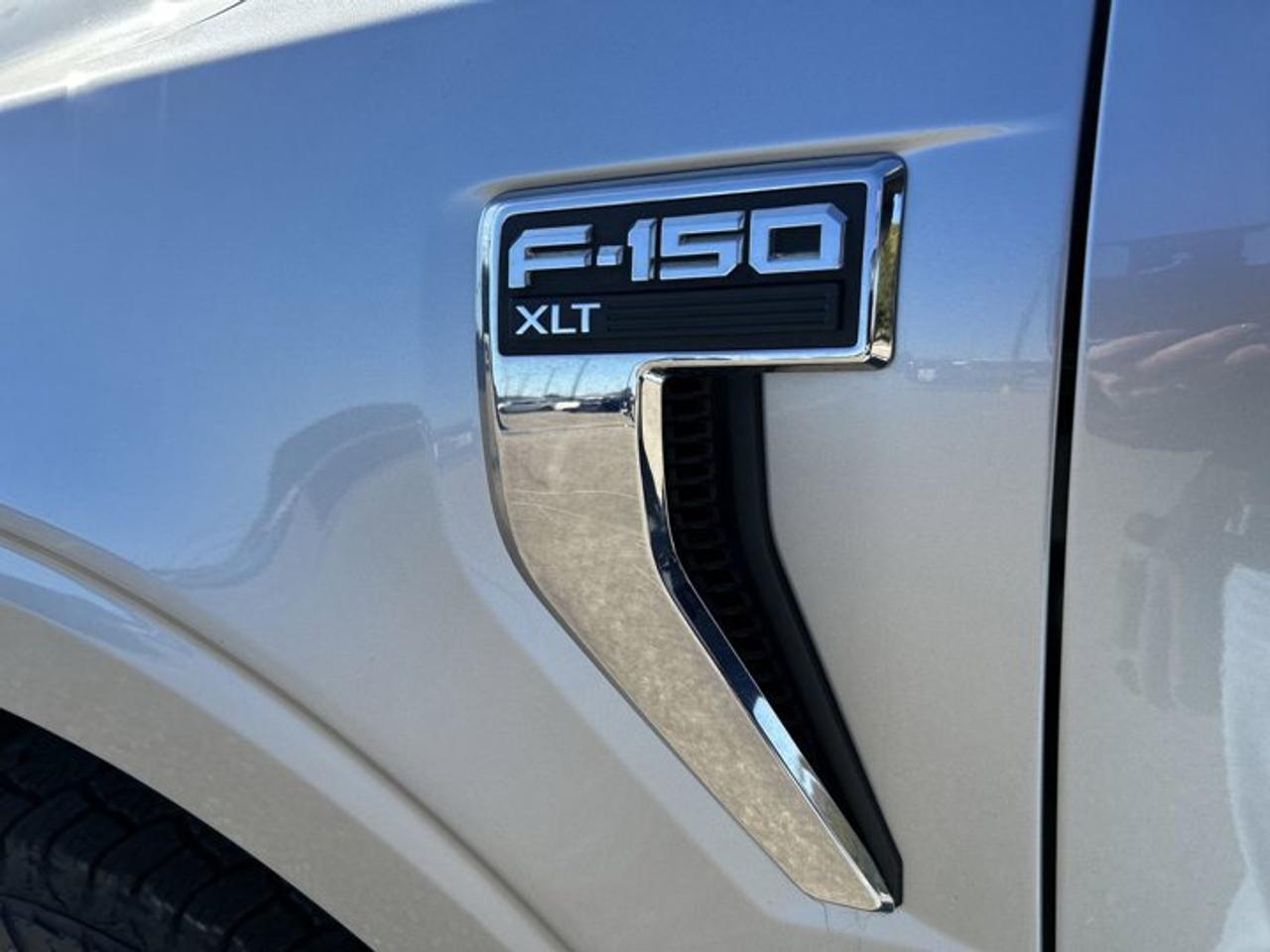 2022 Ford F-150 XLT SuperCrew 6.5' Box 4wd Photo