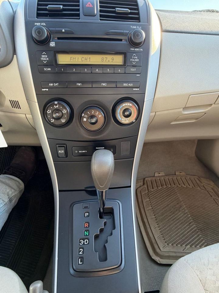 2009 Toyota Corolla S Photo