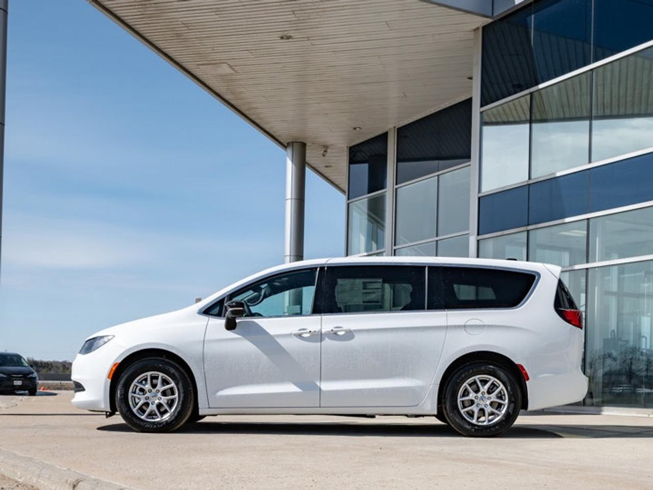 2026 Dodge Grand Caravan SXT Photo