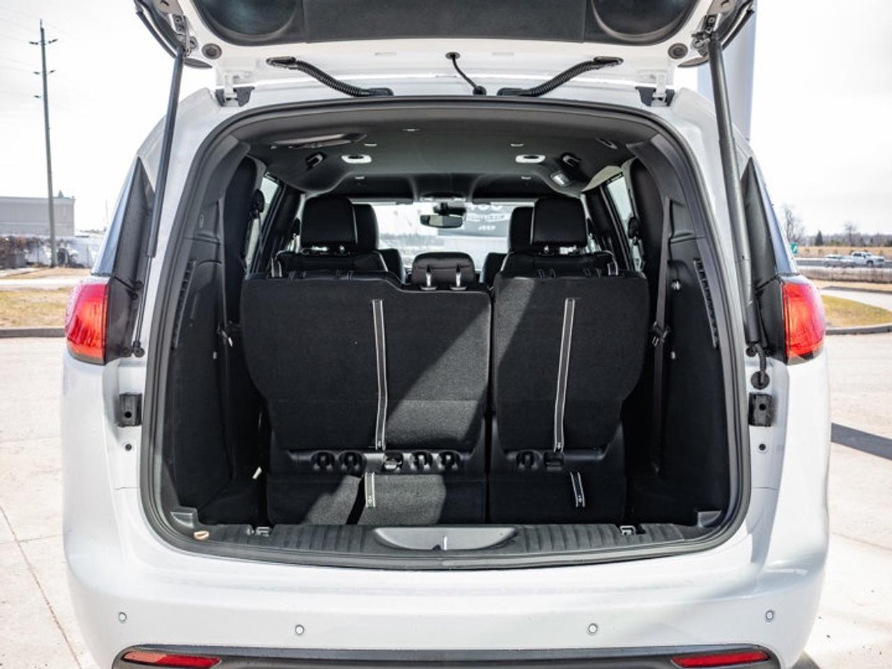 2026 Dodge Grand Caravan SXT Photo