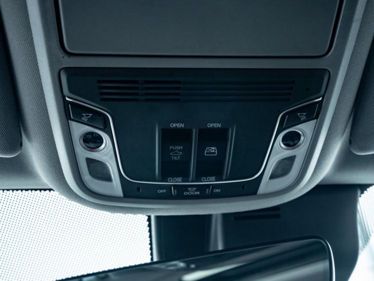 2023 Honda Ridgeline TOURING Photo