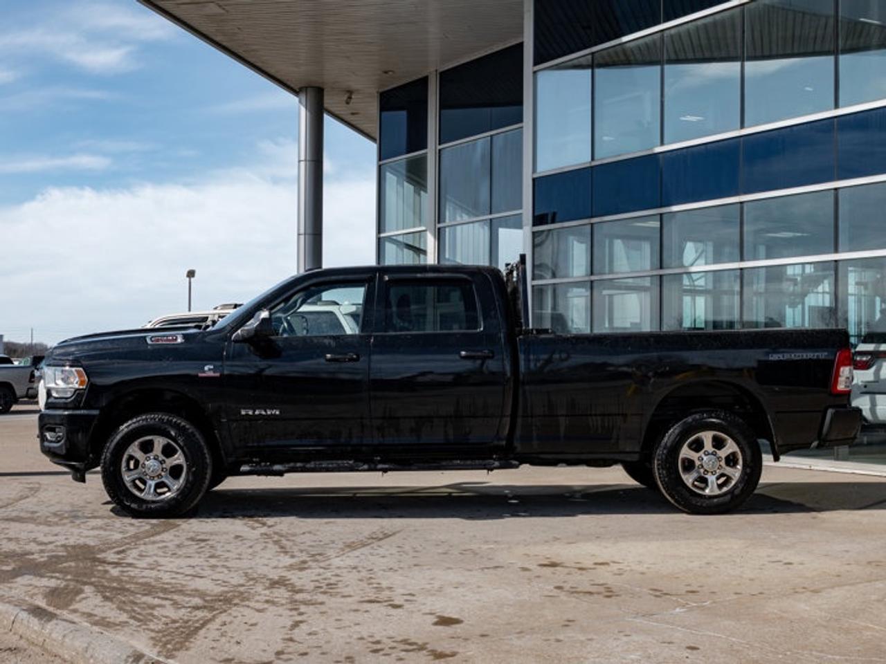2022 RAM 2500 Big Horn Photo4