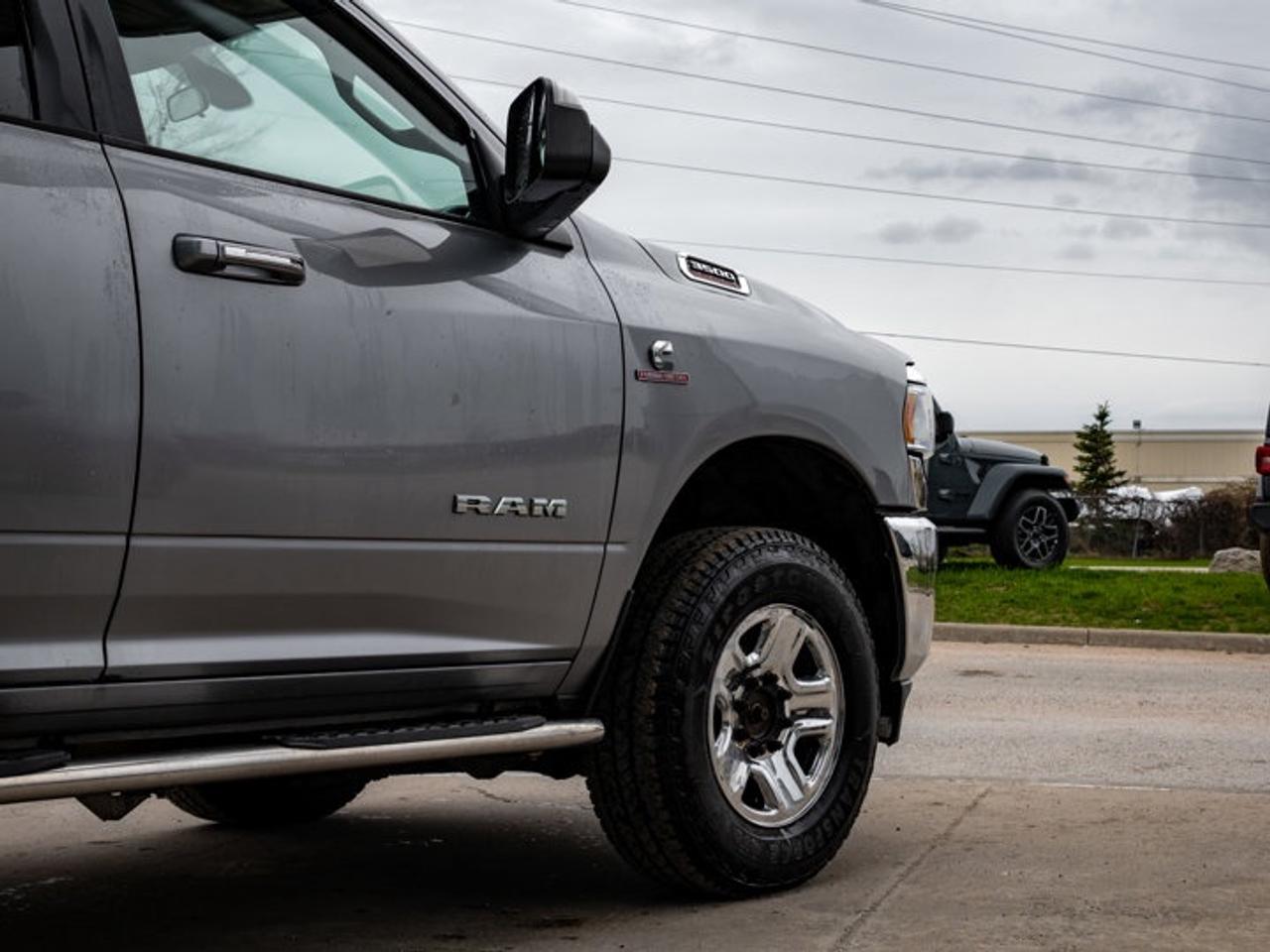 2019 RAM 3500 Big Horn Photo