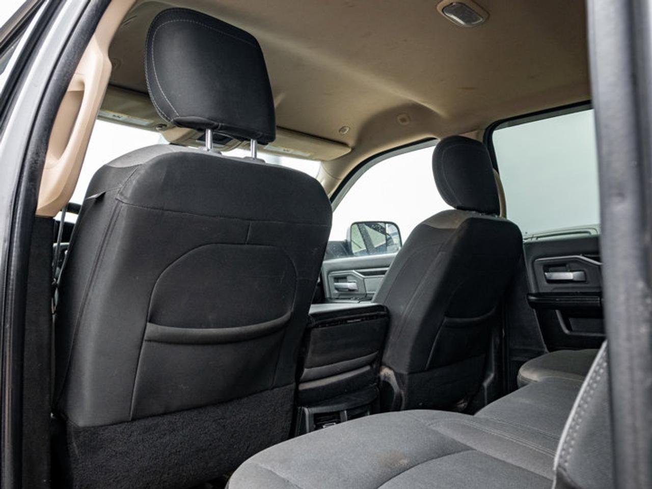 2019 RAM 3500 Big Horn Photo