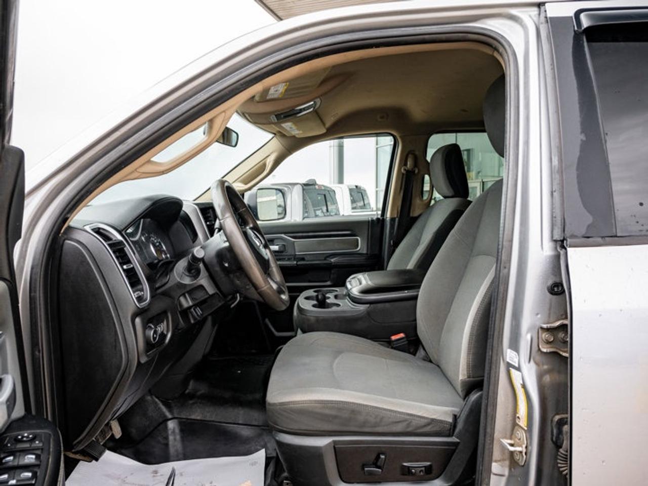 2019 RAM 3500 Big Horn Photo