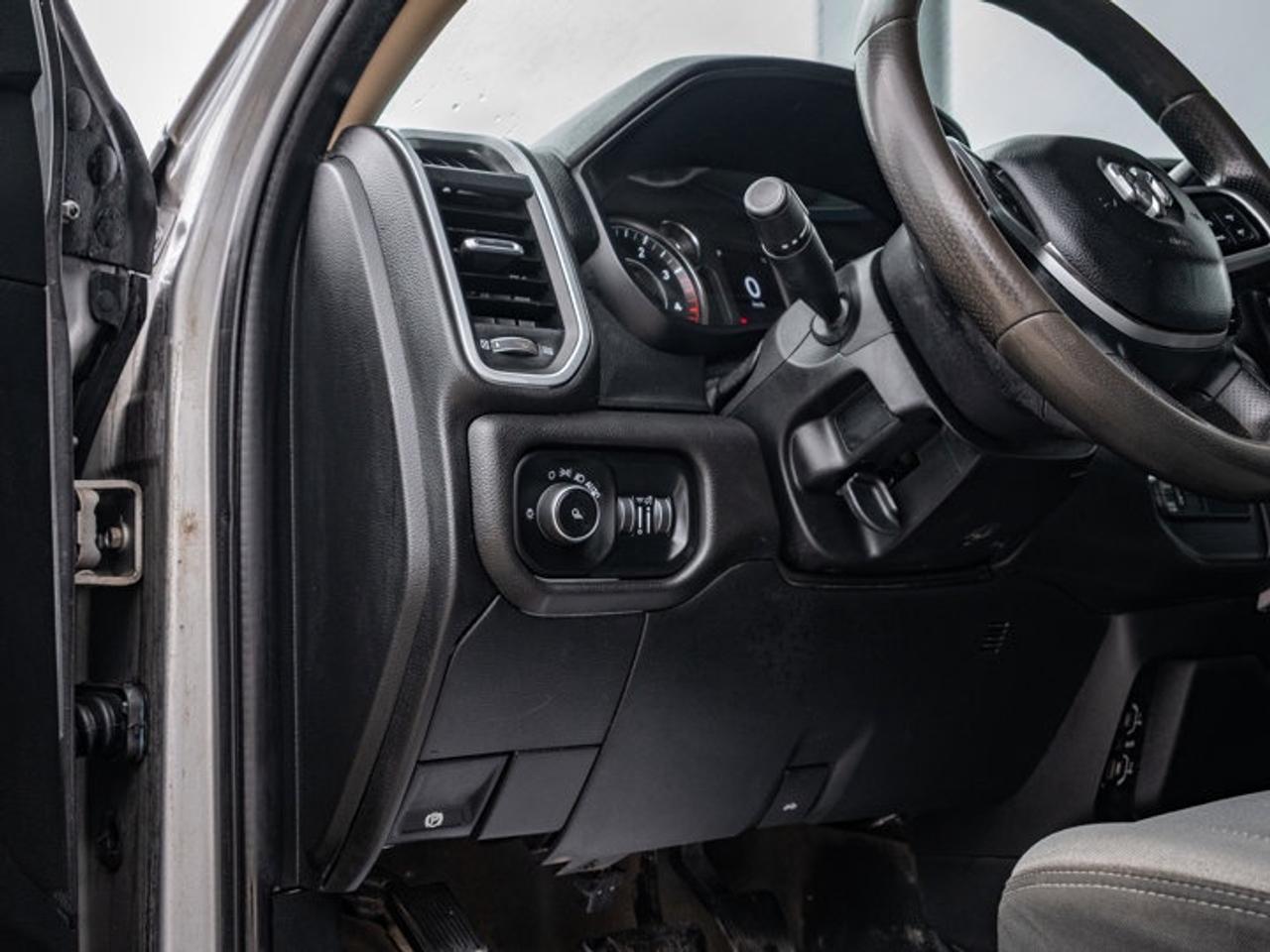 2019 RAM 3500 Big Horn Photo