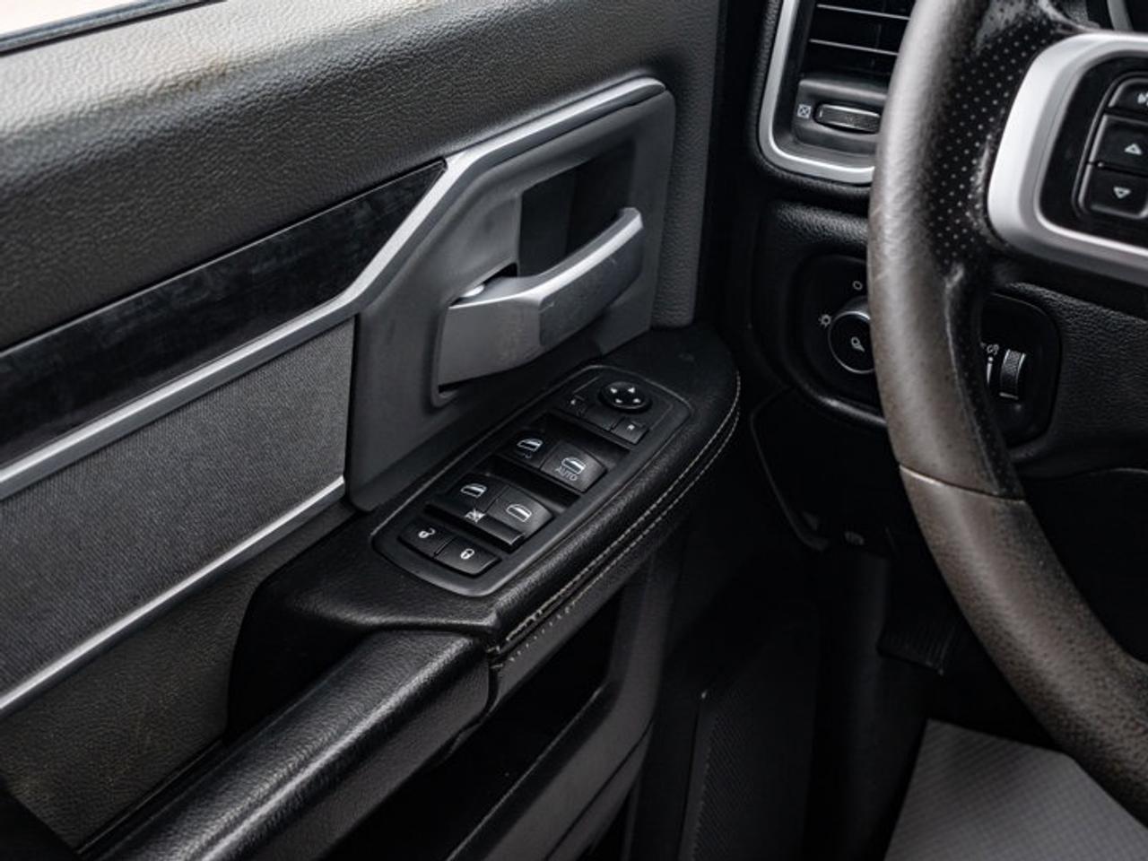 2019 RAM 3500 Big Horn Photo