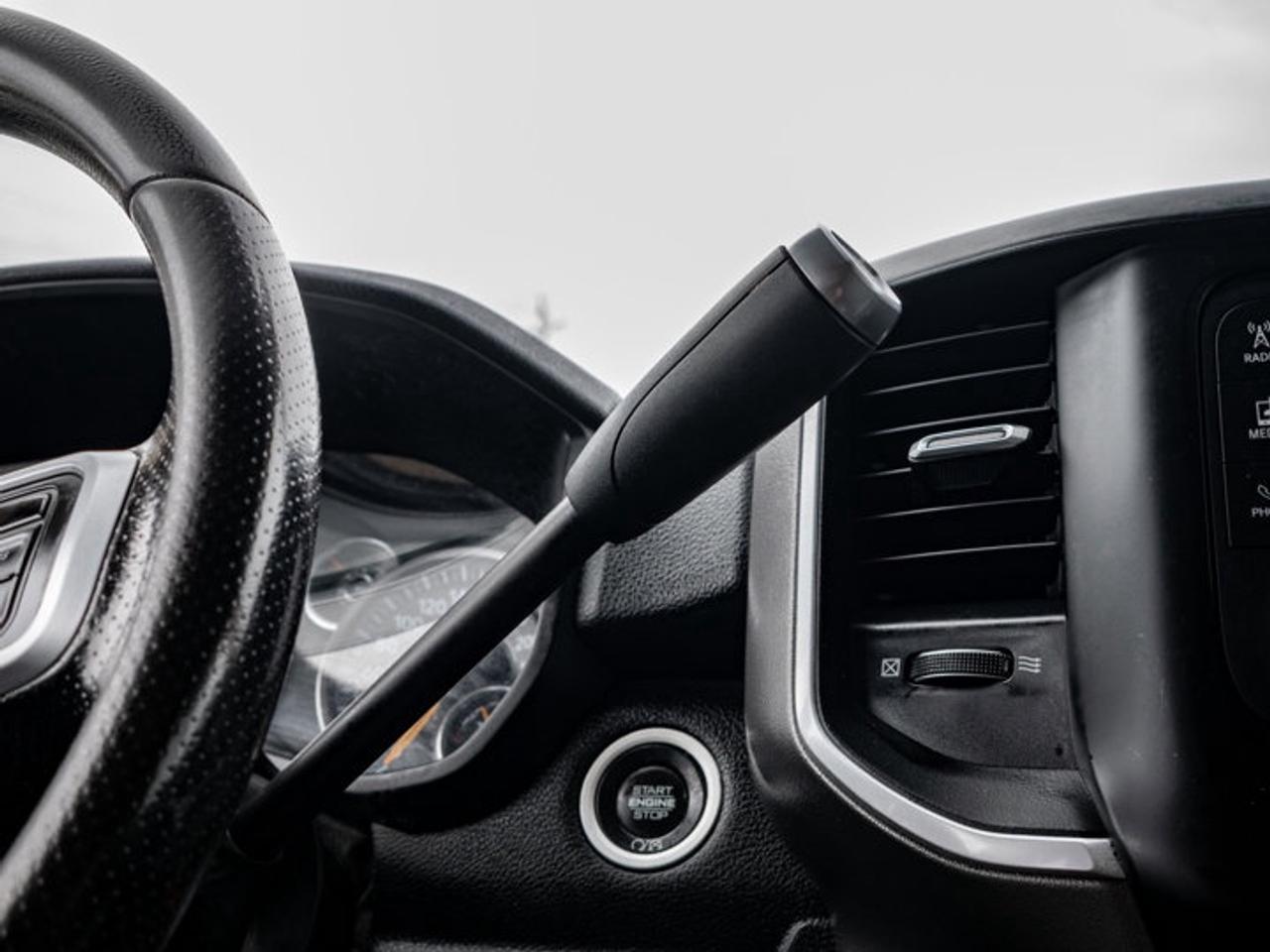 2019 RAM 3500 Big Horn Photo