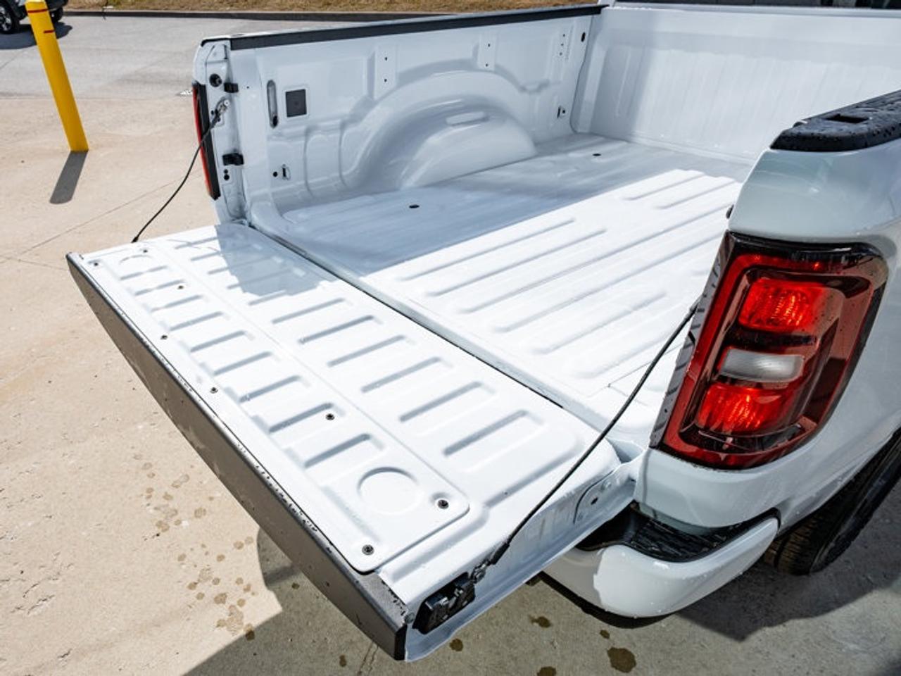 2026 RAM 1500 SPORT Photo