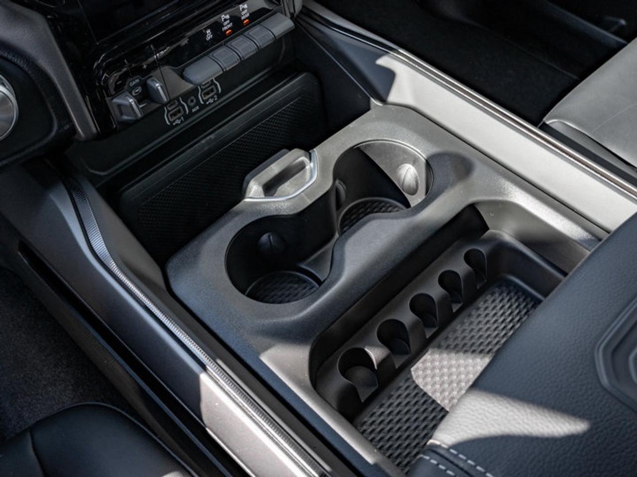 2026 RAM 1500 SPORT Photo