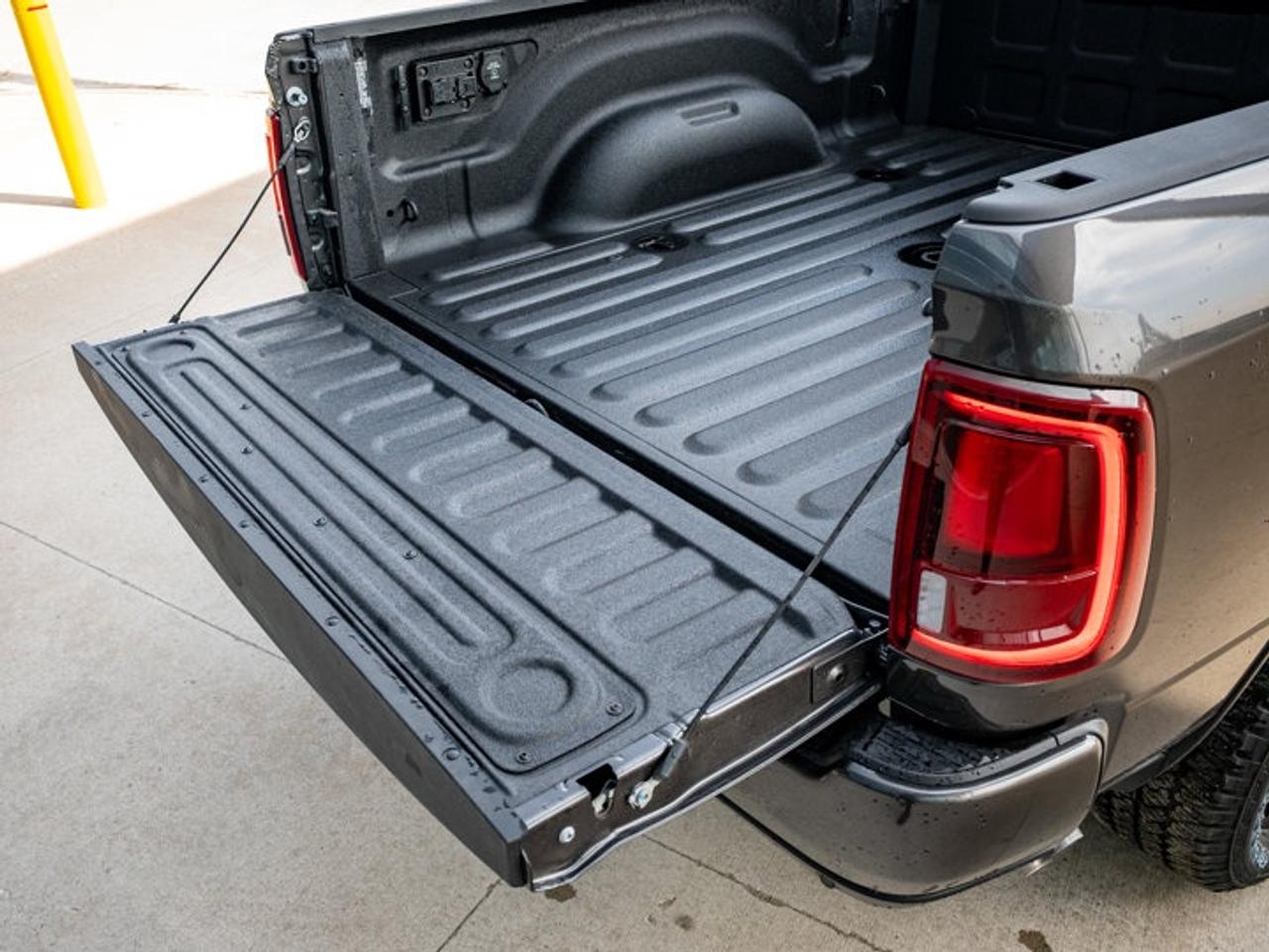 2025 RAM 2500 Big Horn Photo