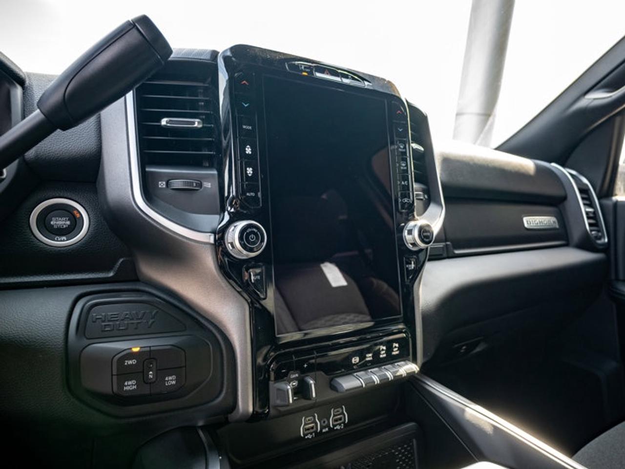 2025 RAM 2500 Big Horn Photo