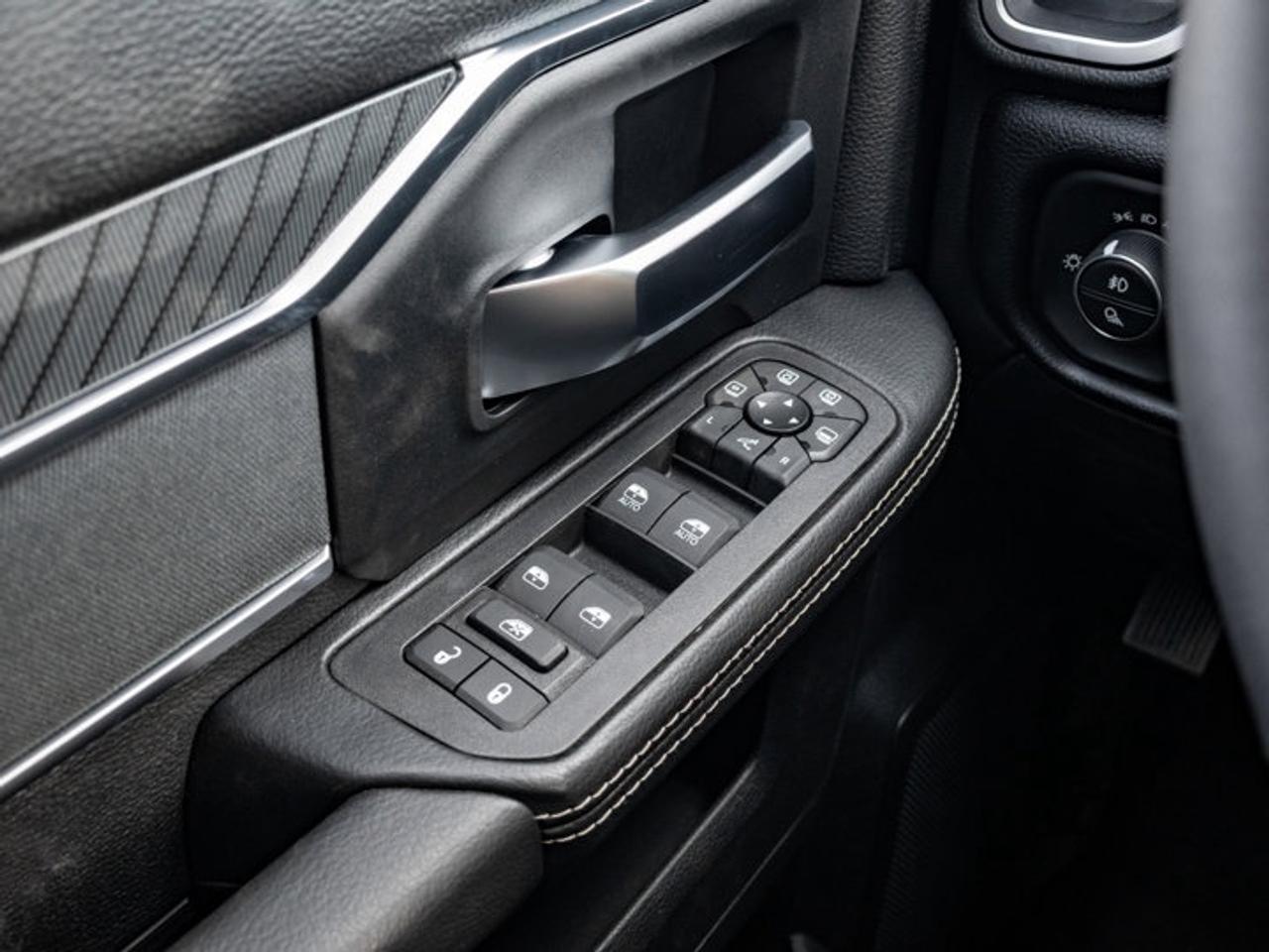 2025 RAM 2500 Big Horn Photo