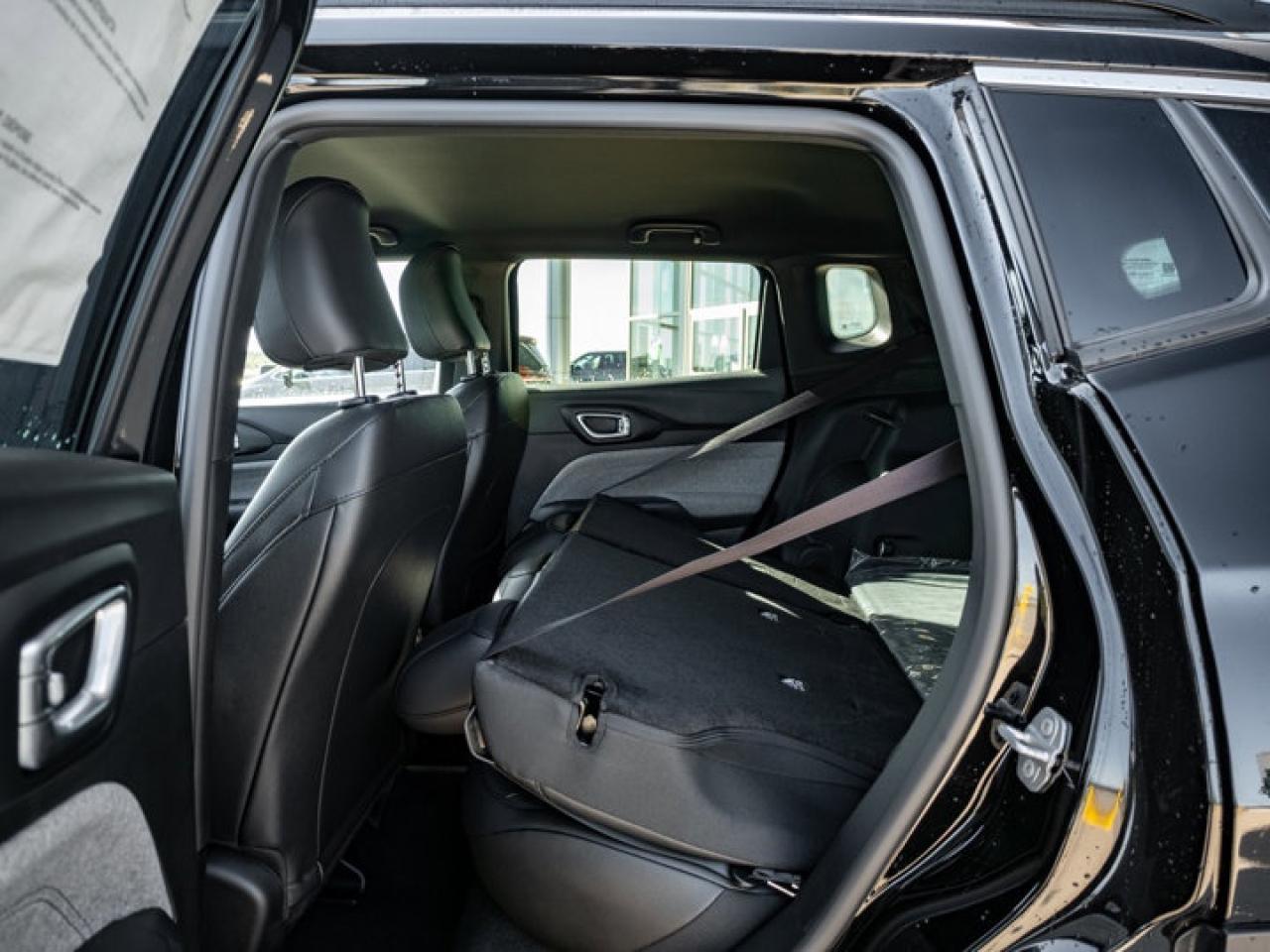 2026 Jeep Compass NORTH Photo