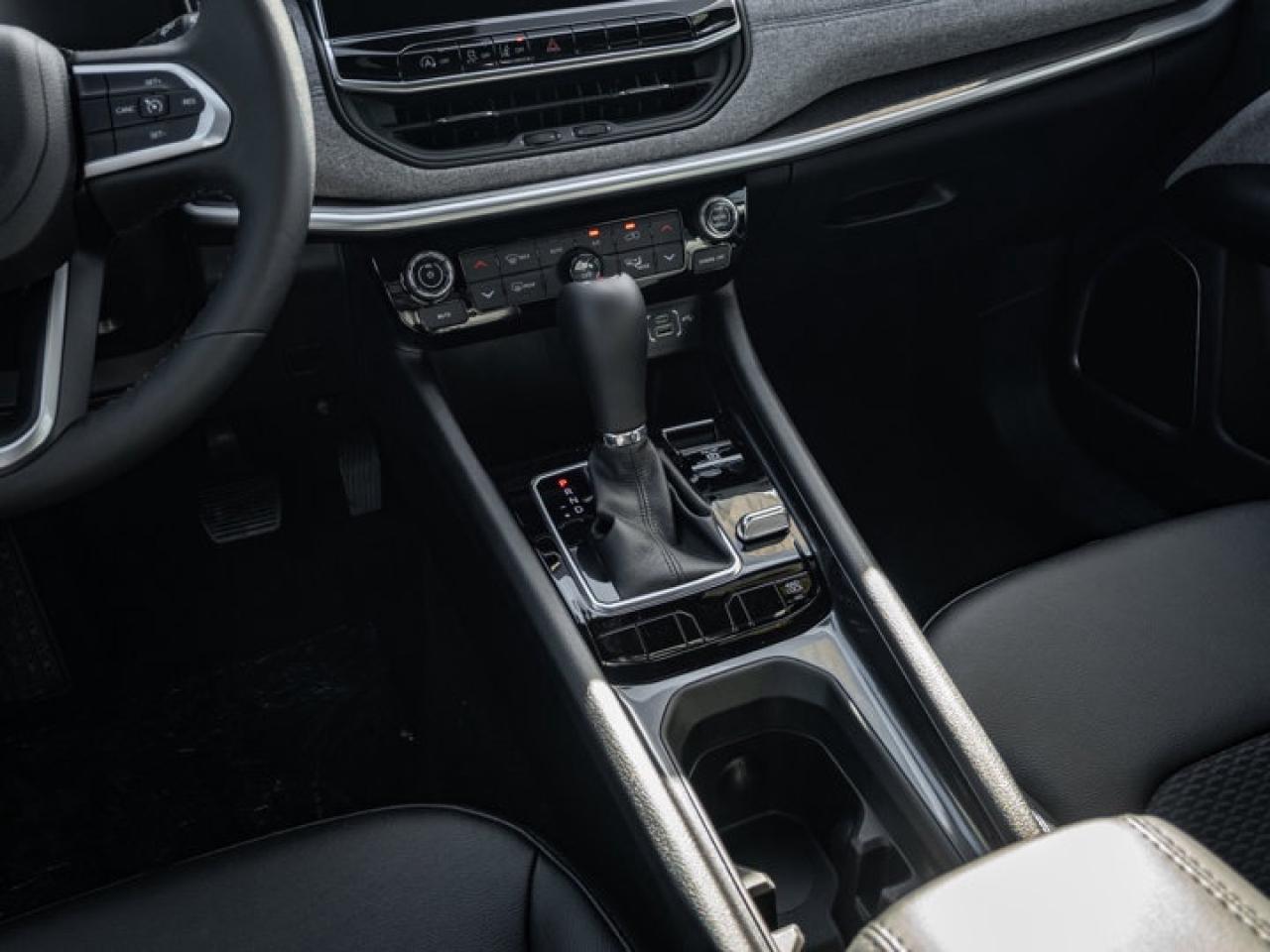 2026 Jeep Compass NORTH Photo