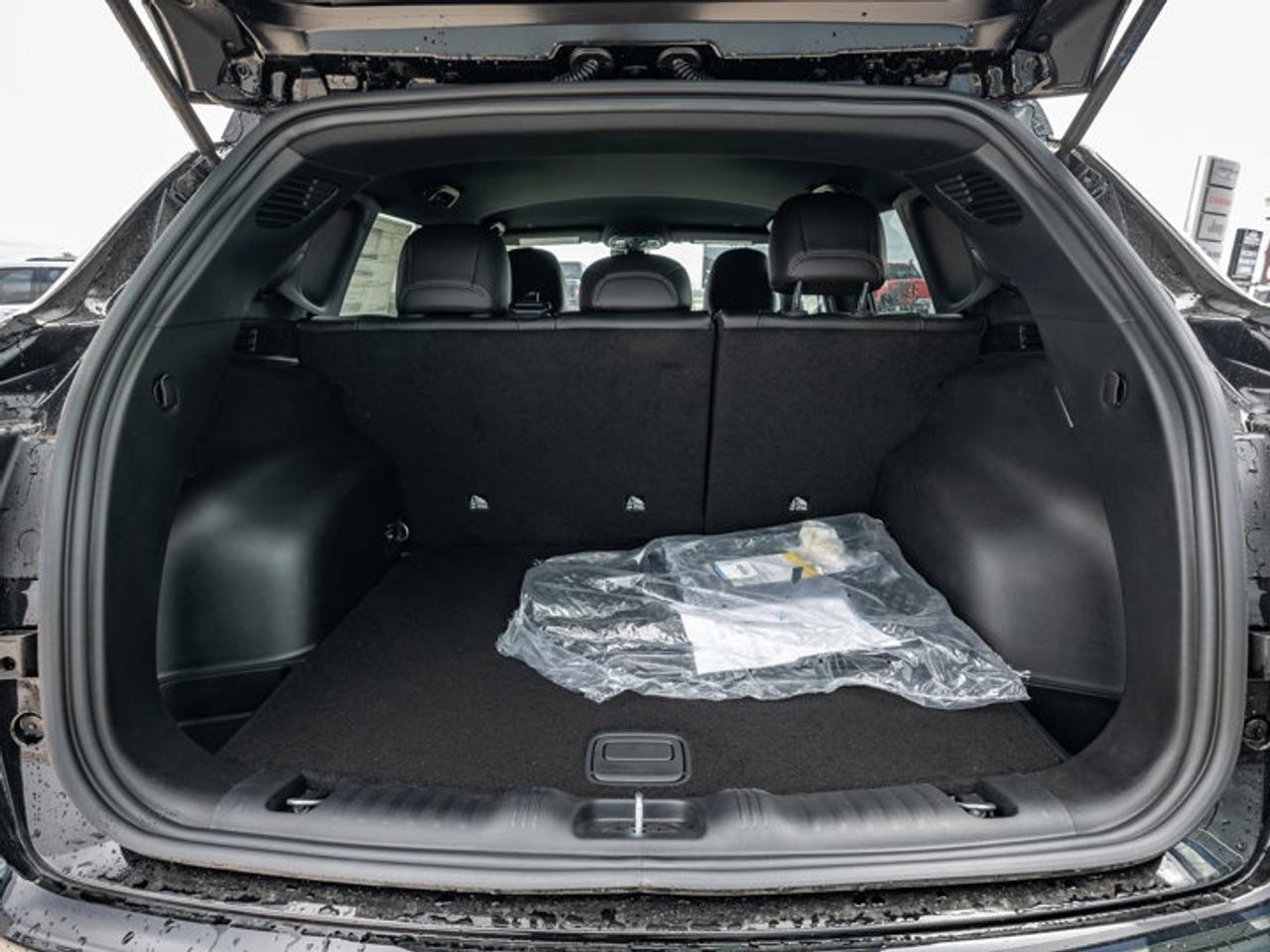 2025 Jeep Compass NORTH Photo