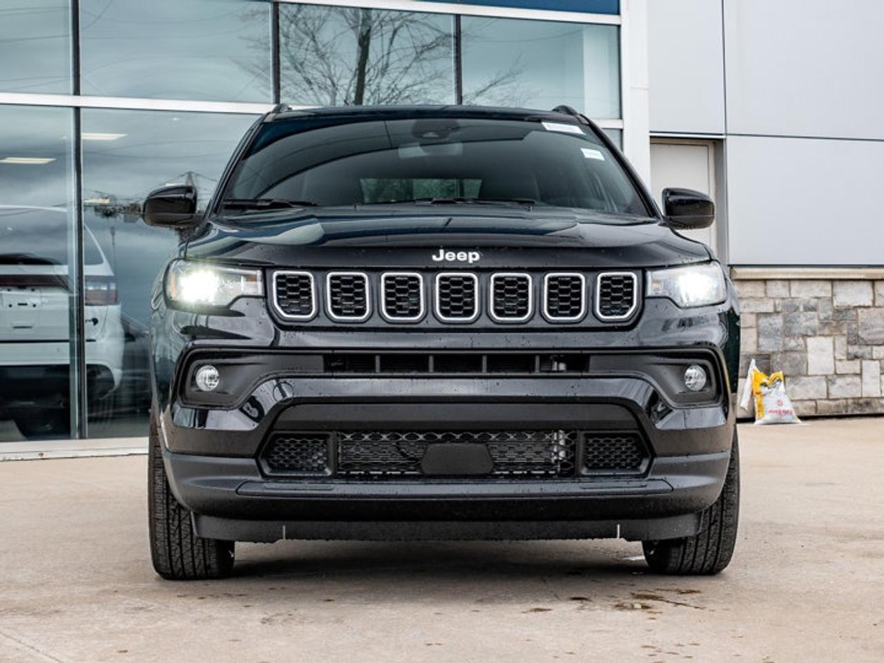 2025 Jeep Compass NORTH Photo
