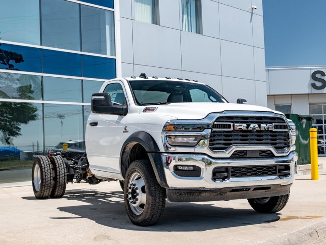 2025 RAM 5500 Chassis Tradesman Photo