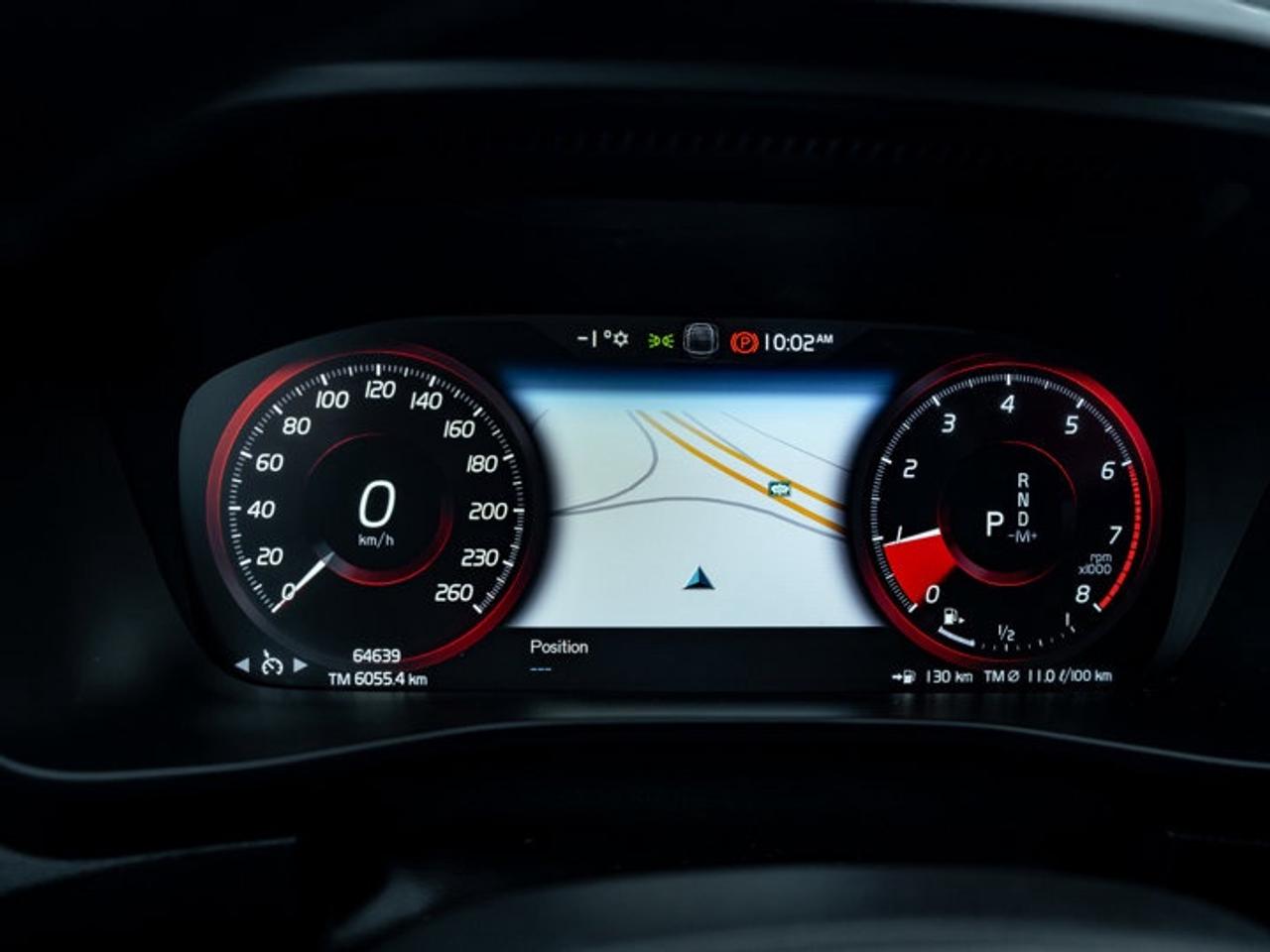 2021 Volvo XC40 Momentum Photo