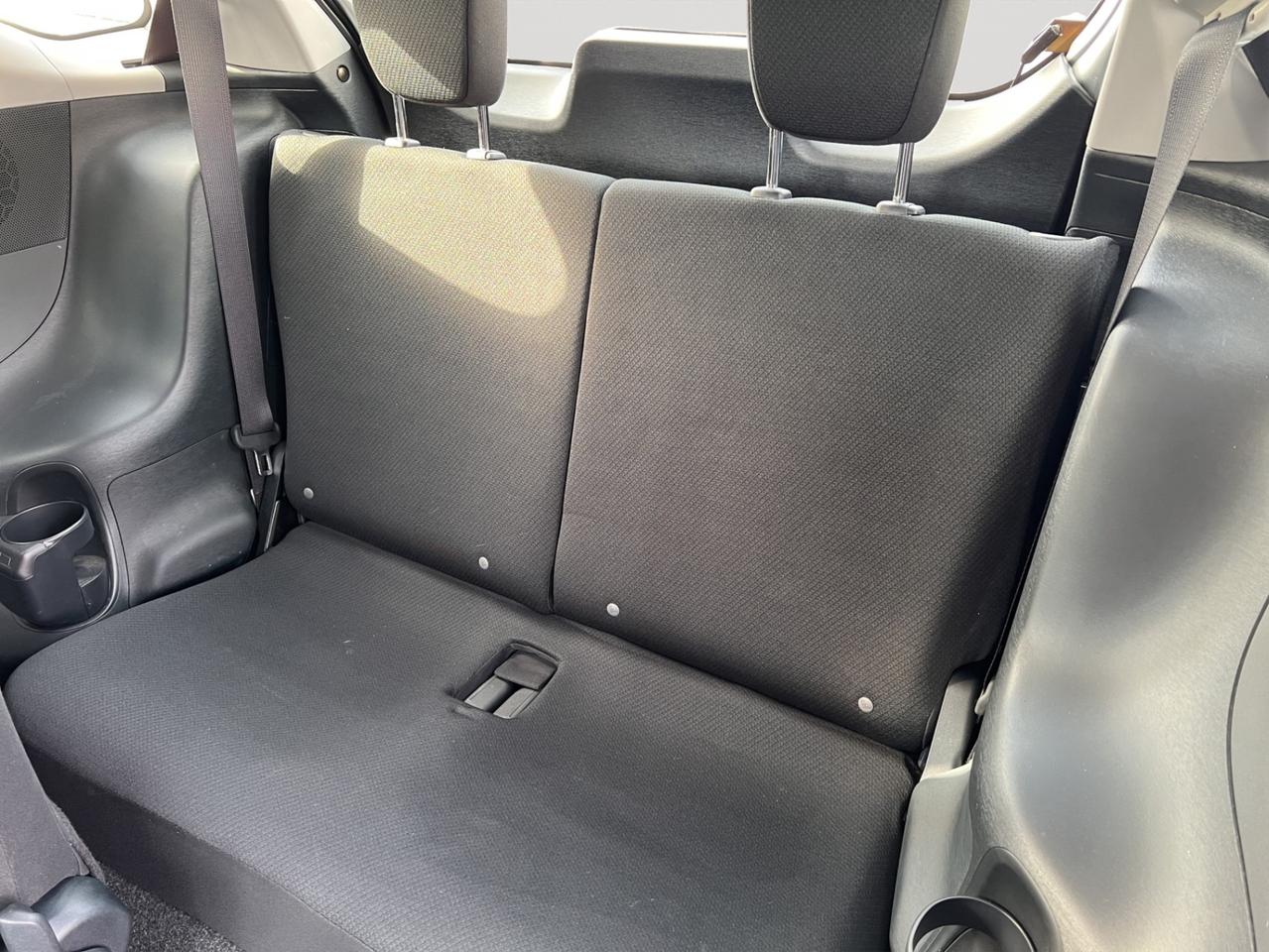 2015 Scion iQ HB - 3,000KMS ONLY - LOW LOW KMS !!! Photo