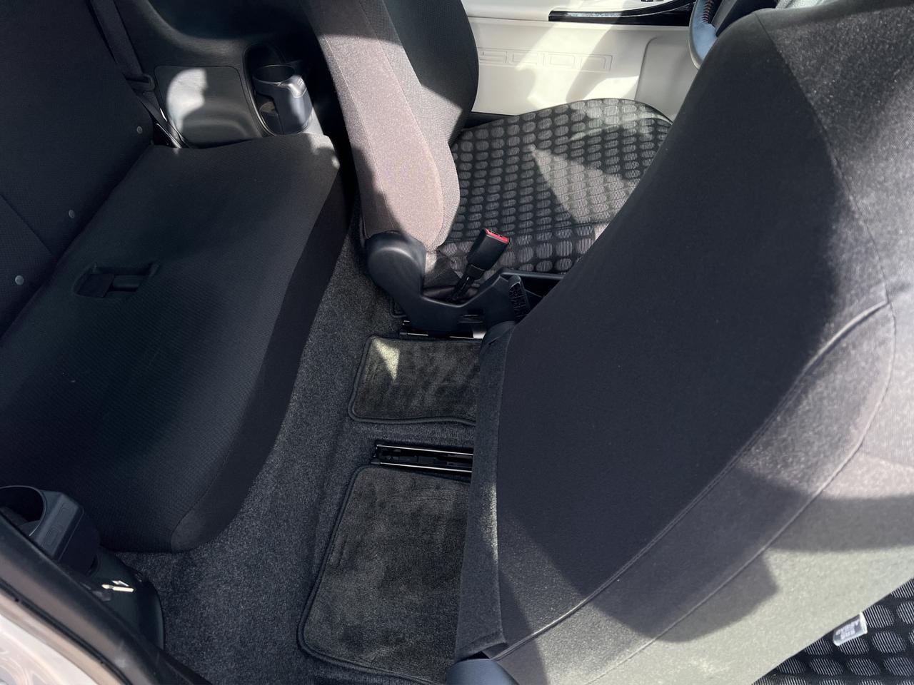 2015 Scion iQ HB - 3,000KMS ONLY - LOW LOW KMS !!! Photo