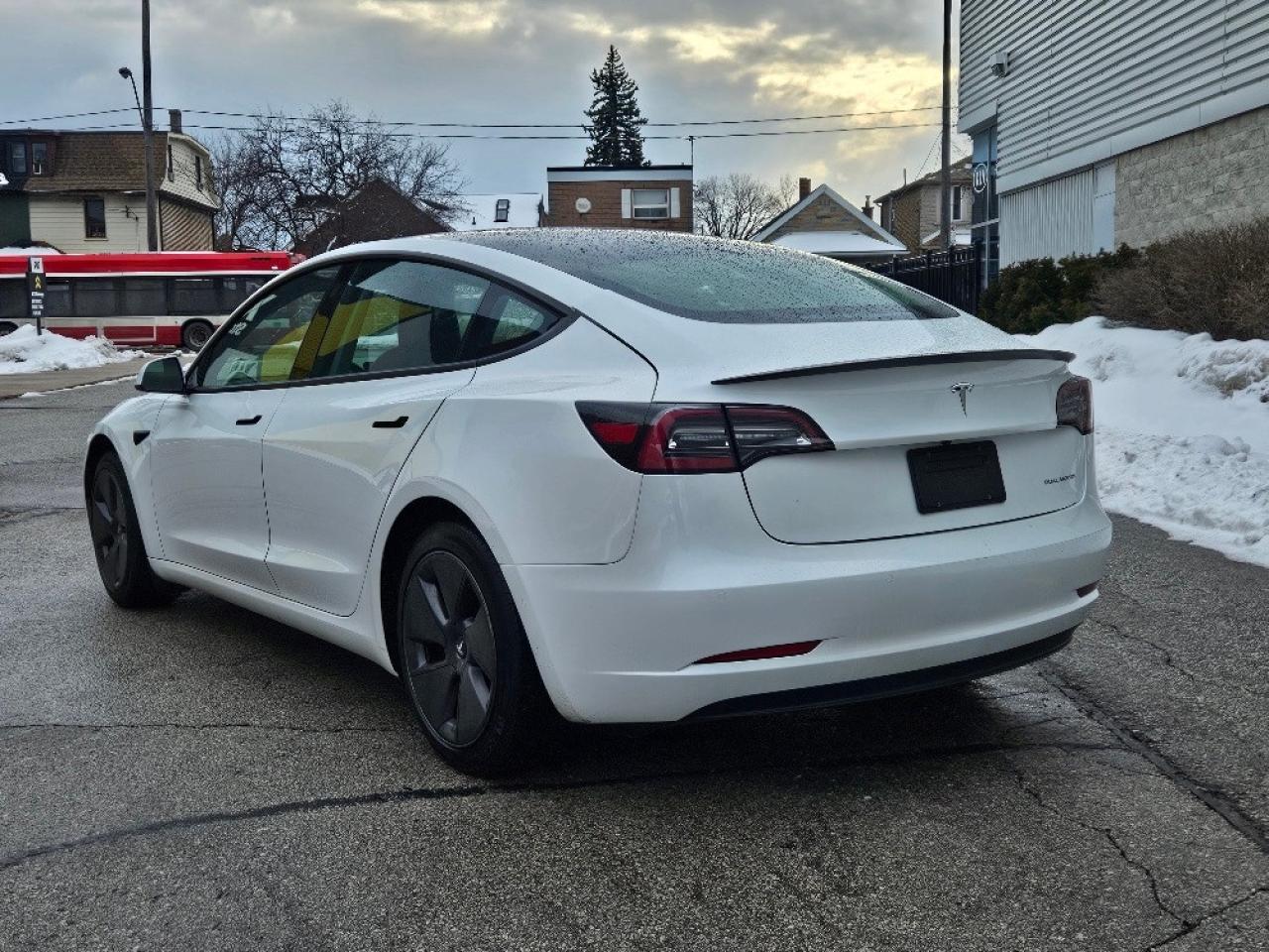 2021 Tesla Model 3 AWD LONG RANGE DUAL MOTOR-AUTOPILOT Photo2