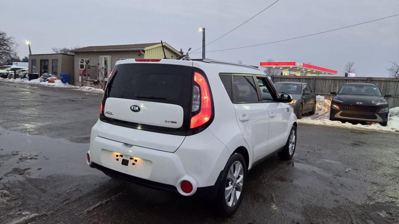 2015 Kia Soul EX, HATCH, AUTO, 4 CYL, ALLOYS, CERTIFIED Photo4
