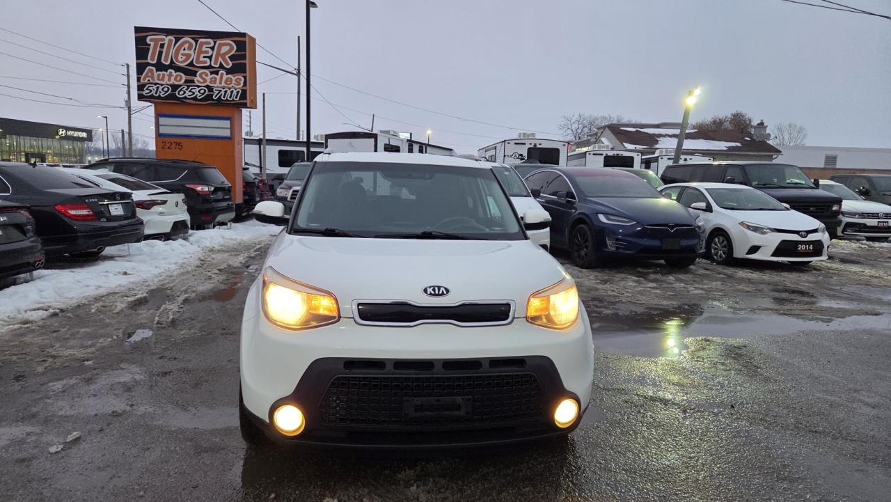 2015 Kia Soul EX, HATCH, AUTO, 4 CYL, ALLOYS, CERTIFIED Photo