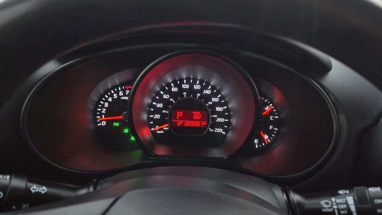 2015 Kia Soul EX, HATCH, AUTO, 4 CYL, ALLOYS, CERTIFIED Photo