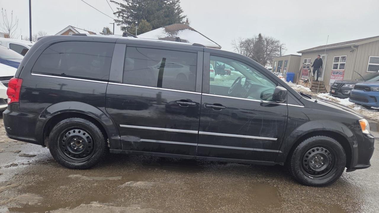 2016 Dodge Grand Caravan CREW PLUS, 7 PASS, LEATHER, LOADED, CERTIFIED Photo