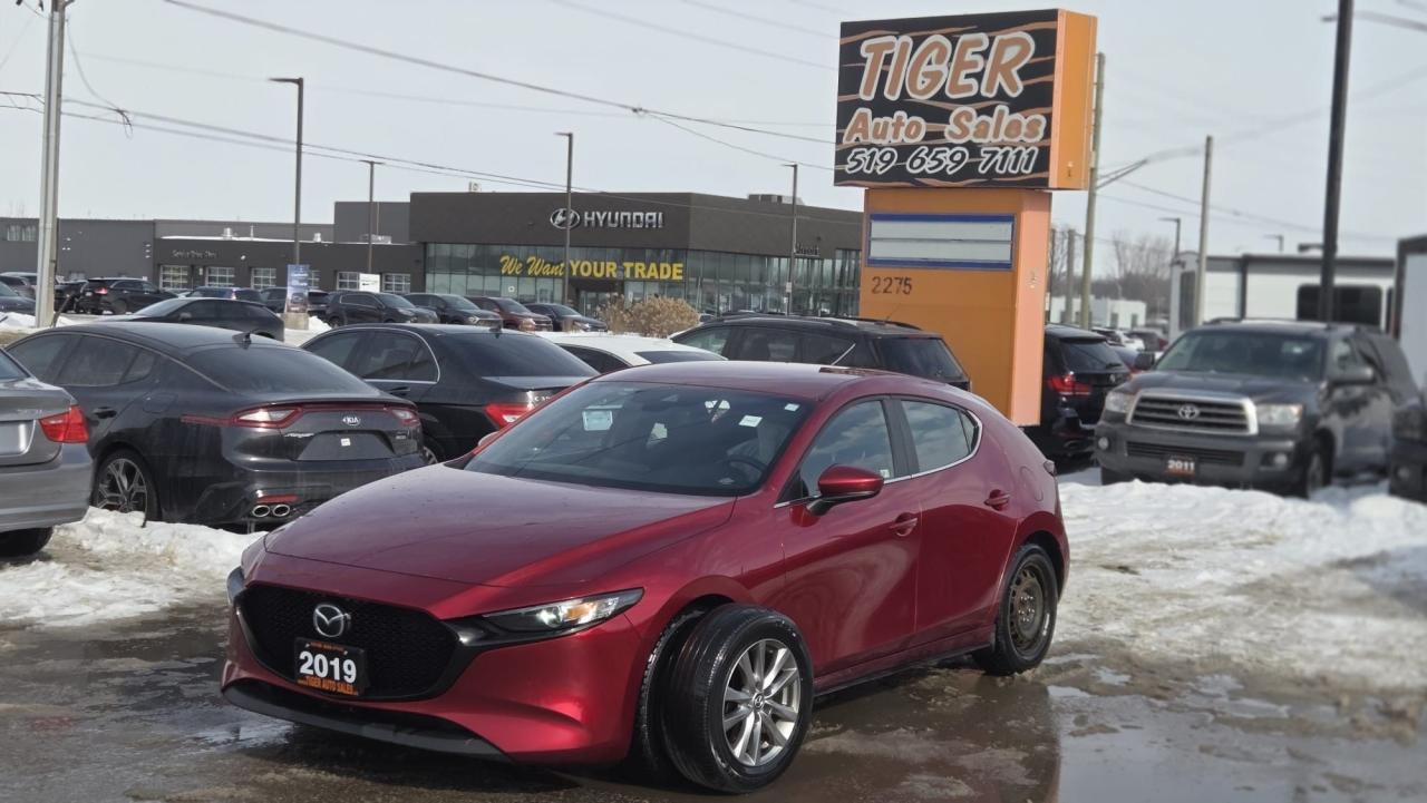 2019 Mazda MAZDA3 GS, ONE OWNER, NO ACCIDENTS, CERTIFIED - Photo #1