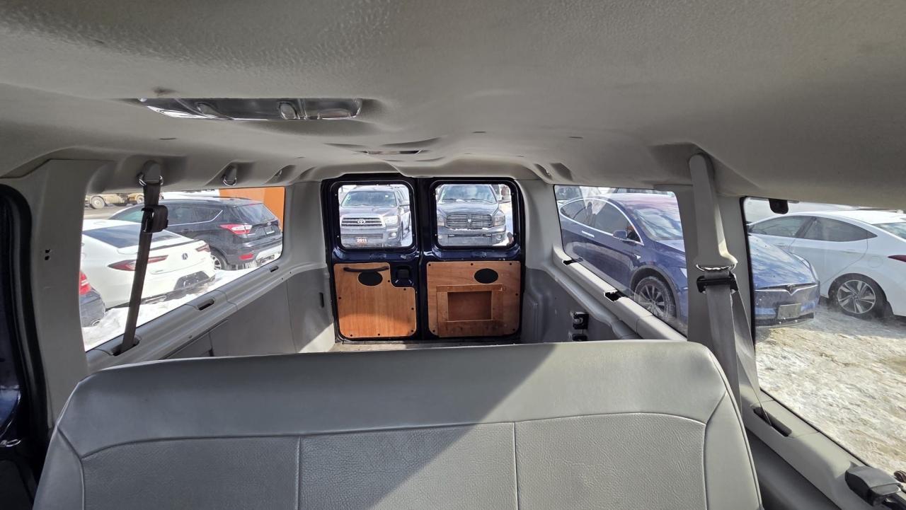 2006 Ford Econoline XL, V8, 5 PASSENGER, CARGO VAN, CERTIFIED Photo