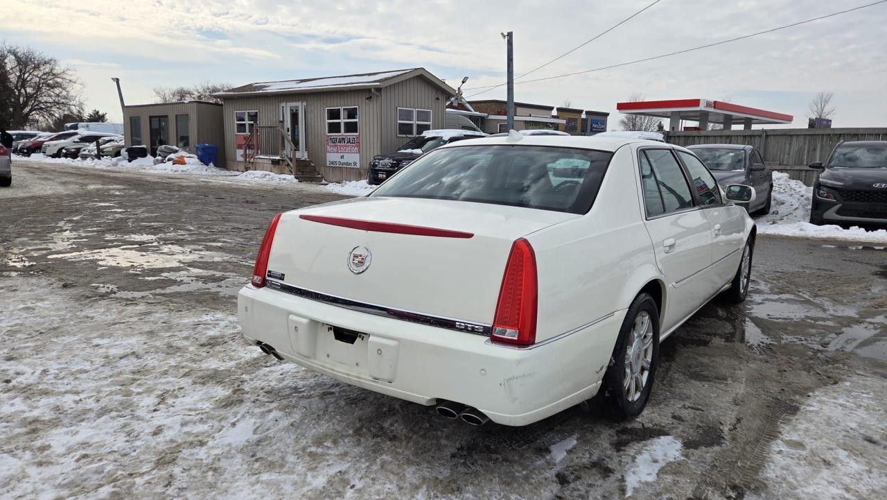 2009 Cadillac DTS V8, RUNS DRIVES GREAT, HAS RUST, AS IS SPECIAL Photo4