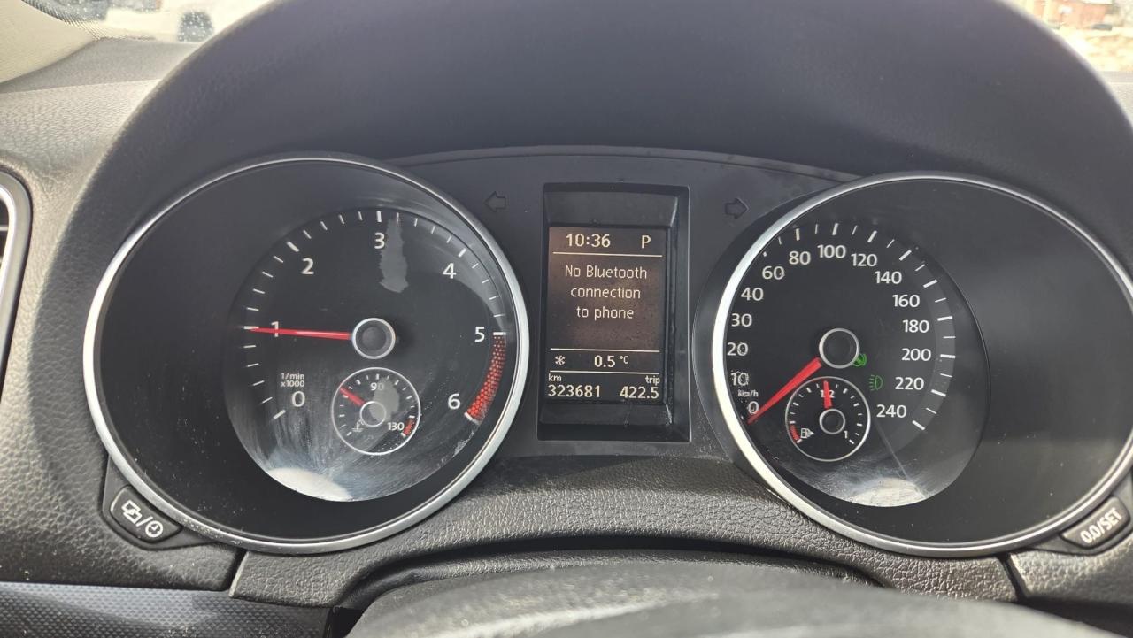 2014 Volkswagen Golf Wagon Comfortline, DIESEL, RUNS DRIVES WELL, AS IS Photo