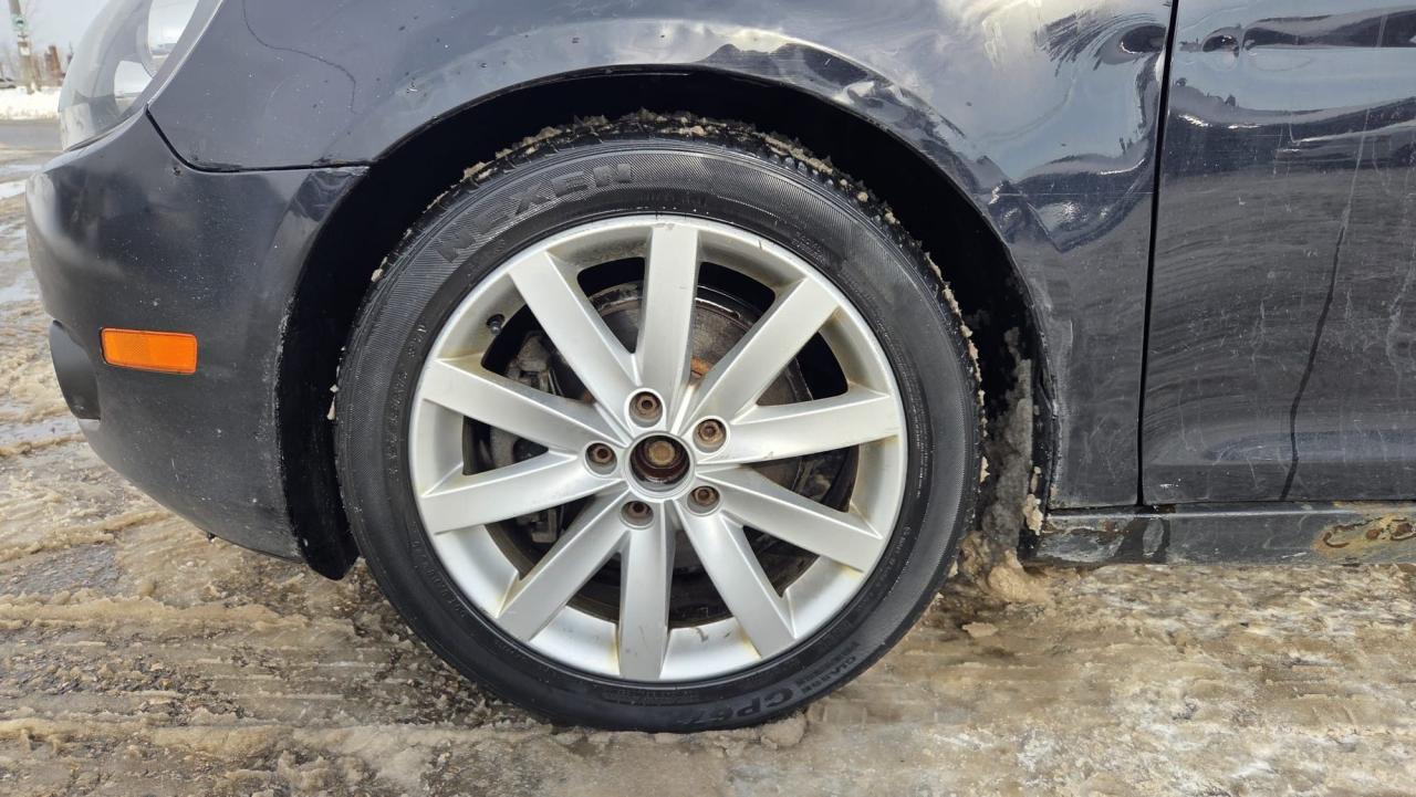 2014 Volkswagen Golf Wagon Comfortline, DIESEL, RUNS DRIVES WELL, AS IS Photo