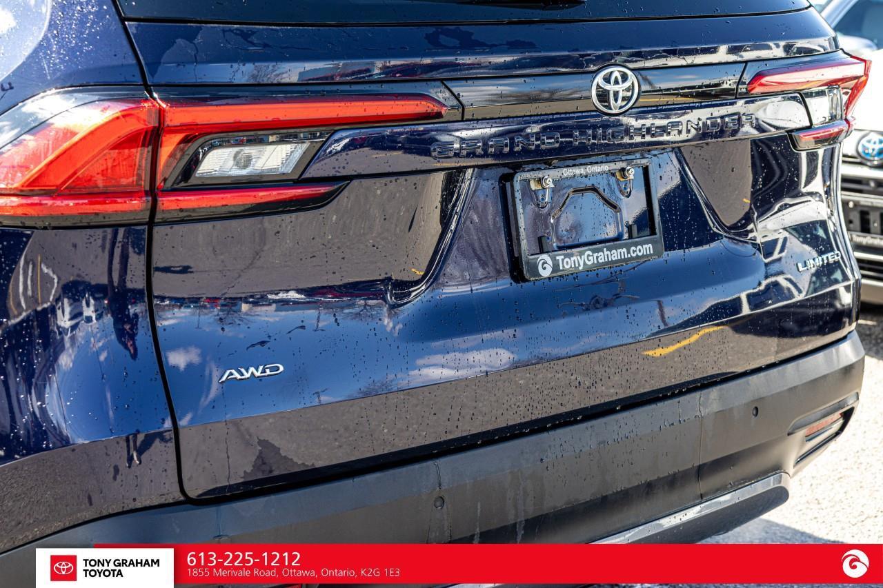 2024 Toyota Grand Highlander Limited Photo