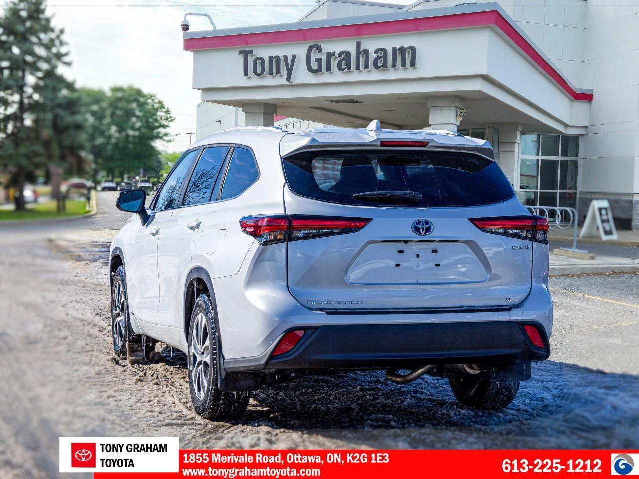 2023 Toyota Highlander HYBRID XLE Photo