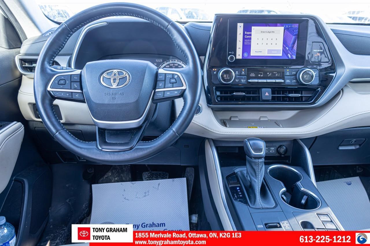 2023 Toyota Highlander HYBRID XLE Photo