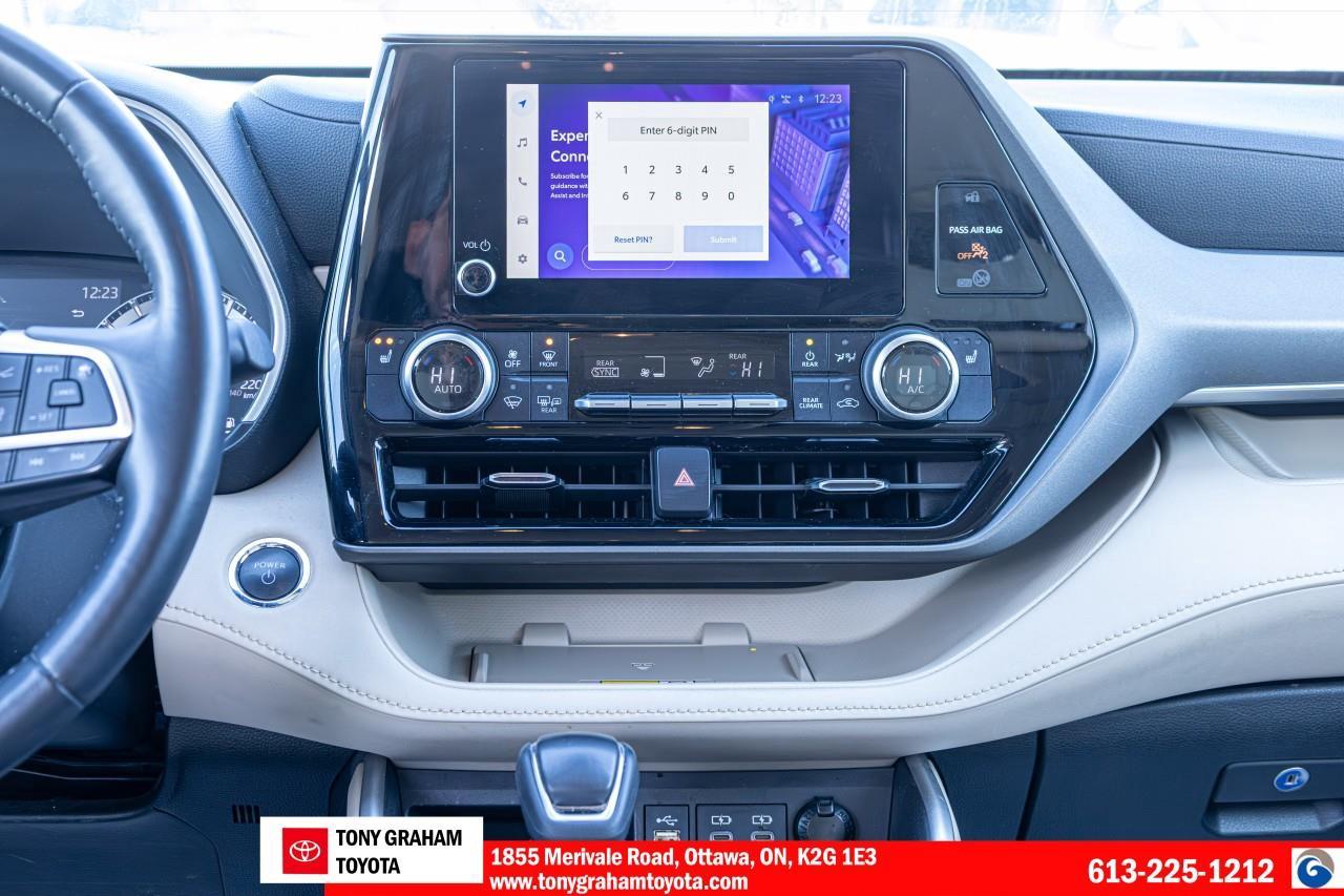 2023 Toyota Highlander HYBRID XLE Photo