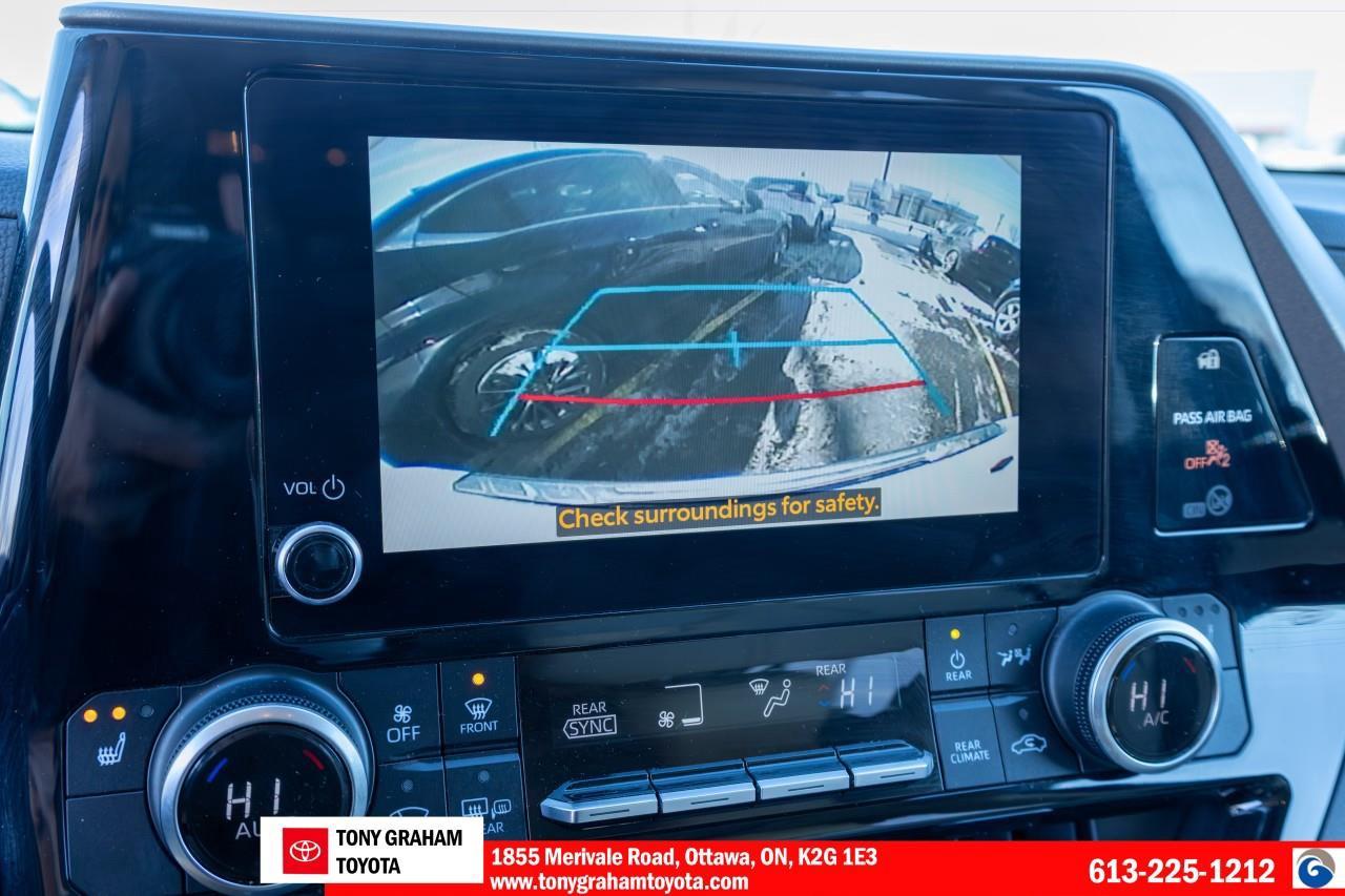 2023 Toyota Highlander HYBRID XLE Photo